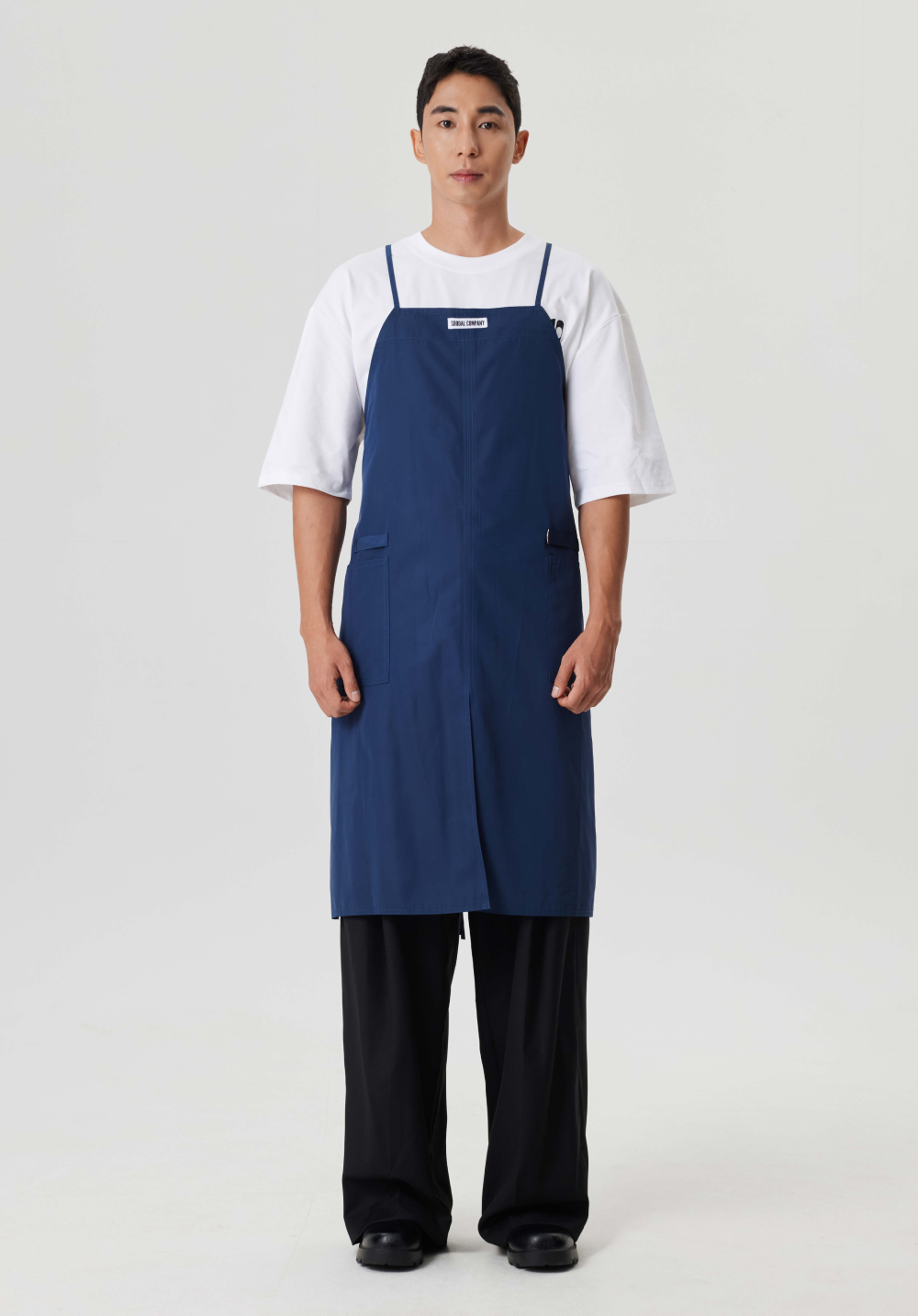 エッセンシャルイージーエプロンネイビー