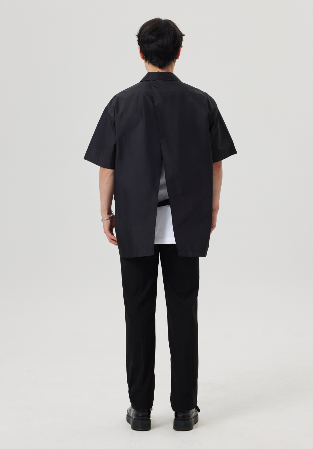 オープンバックハーフワークシャツ ブラック