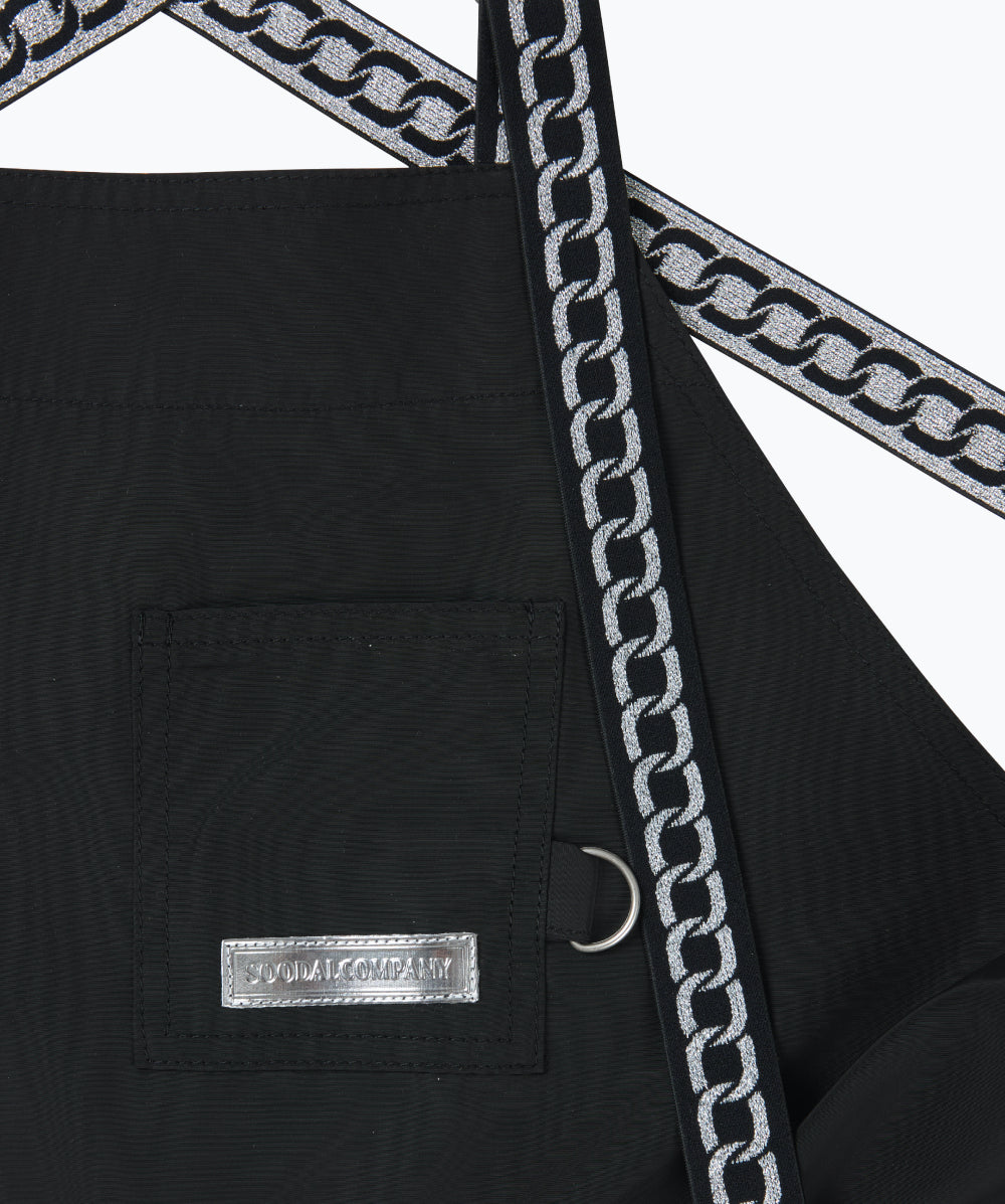 チェーンヒドゥンヒップエプロン