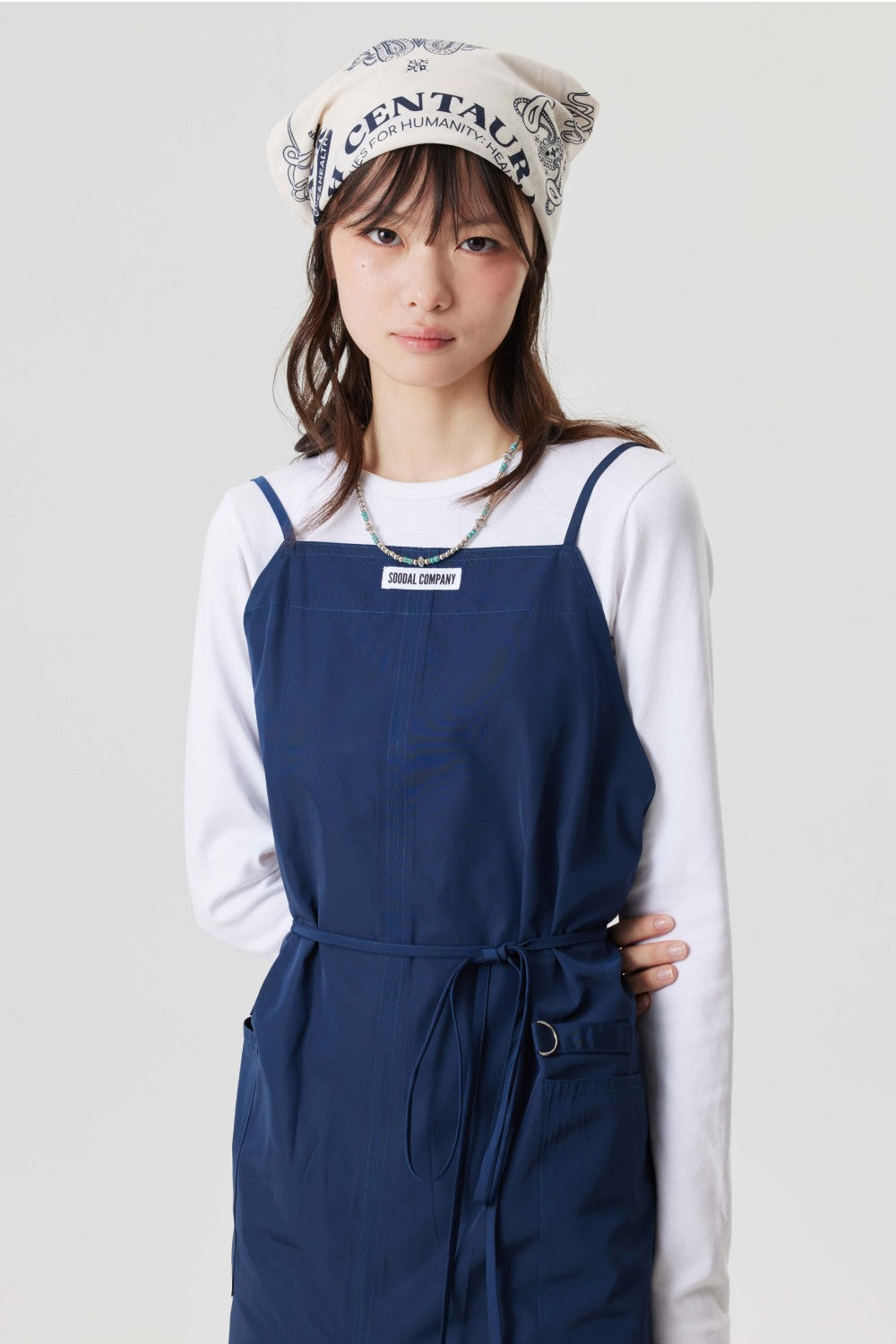エッセンシャルイージーエプロンネイビー