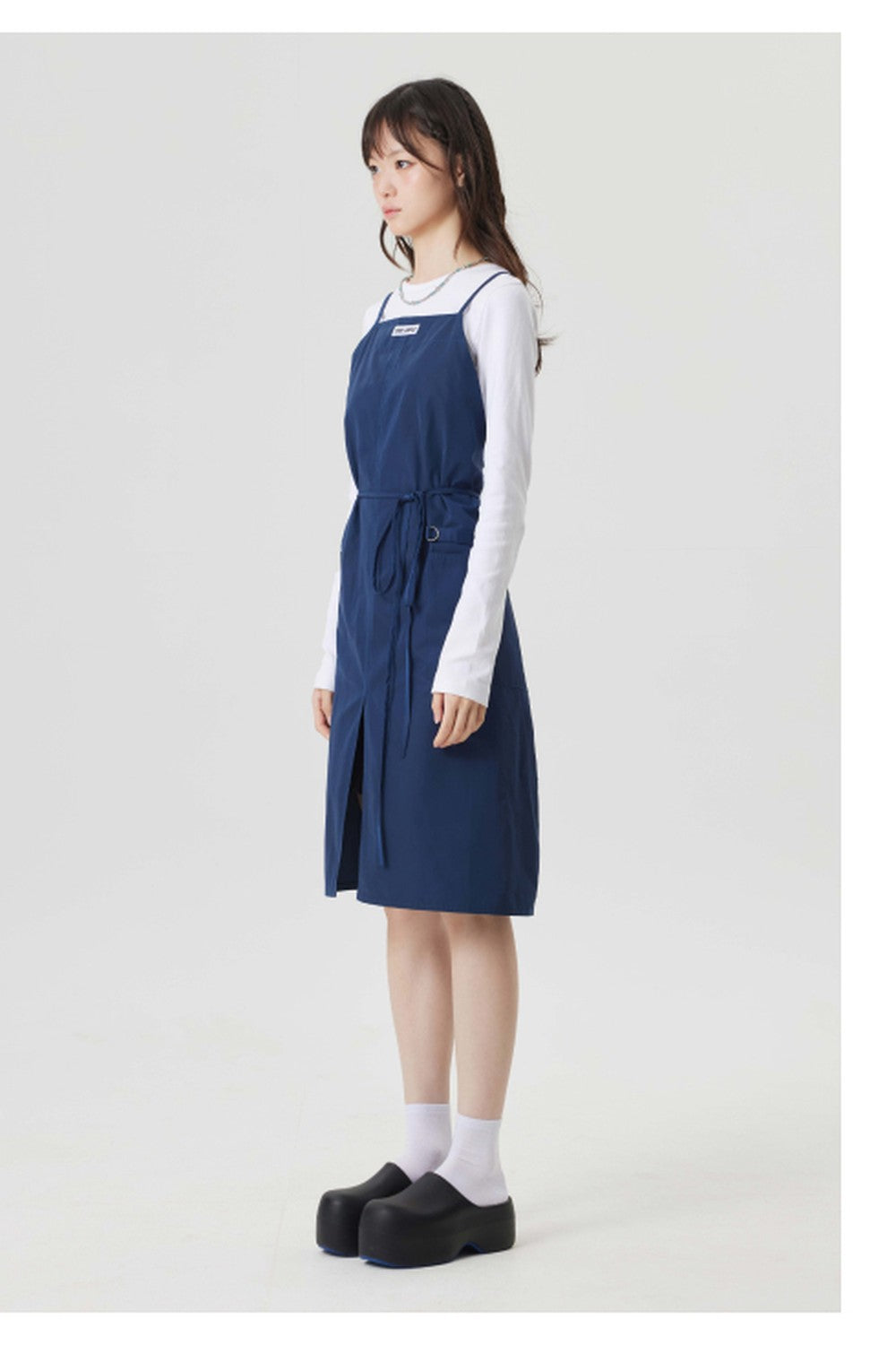 エッセンシャルイージーエプロンネイビー